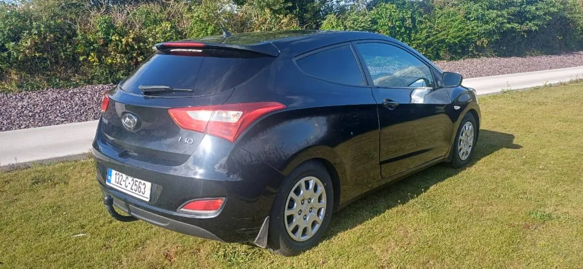 2013 hyundai i30 van - Image 4