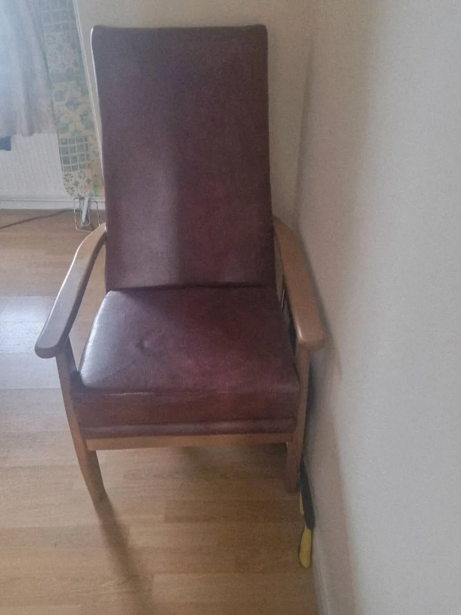 Armchair - Image 3