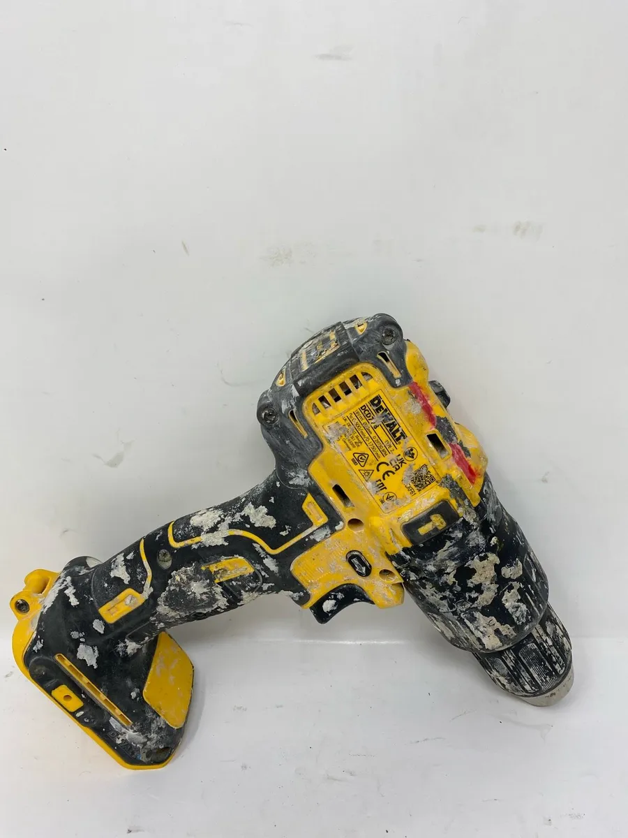 DeWalt DCD778 18V XR Cordless Brushless Combi - Image 1