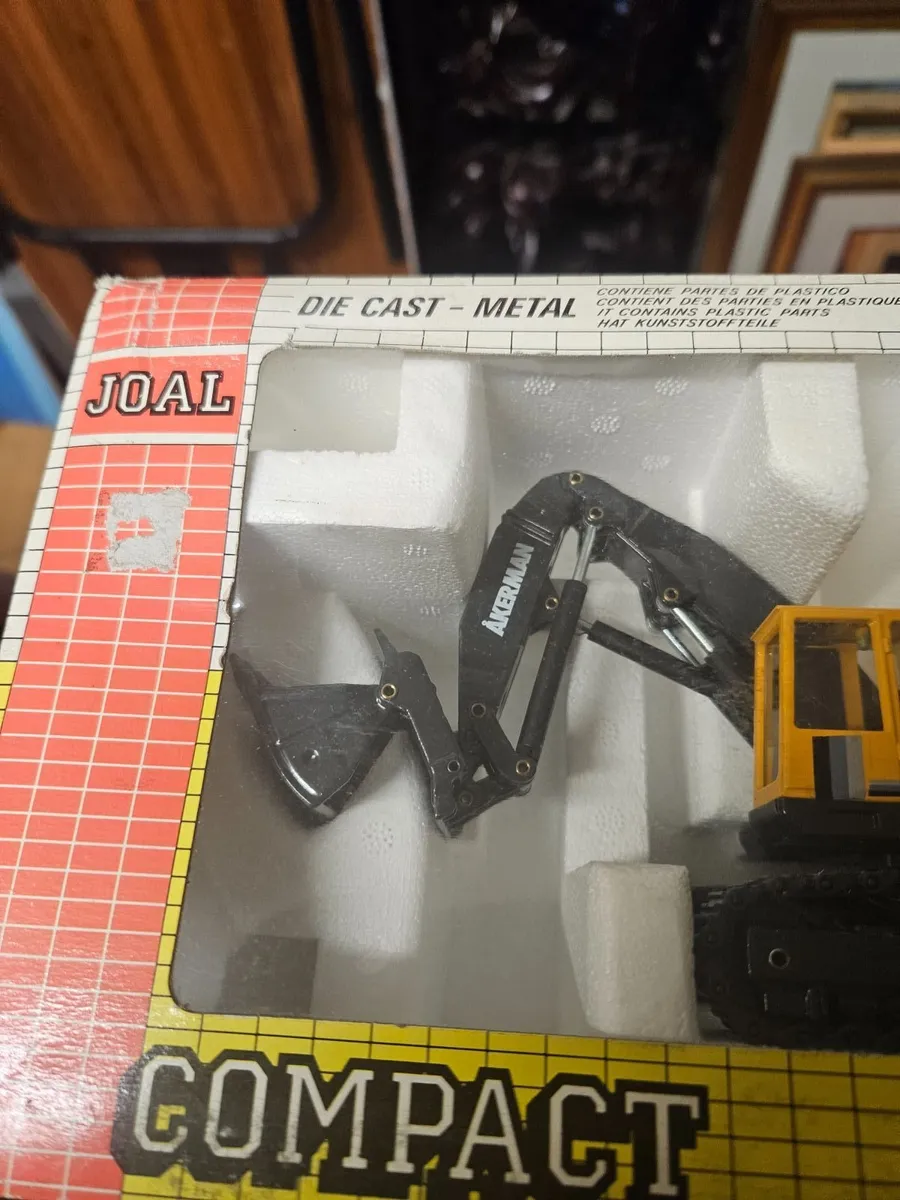 Corgi Joal Excavator - Image 4