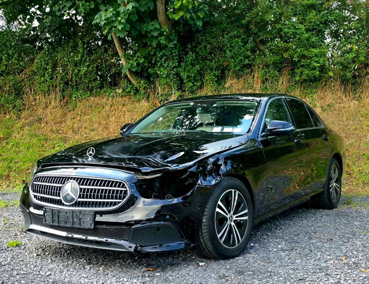 Mercedes E220D Diesel - Image 3