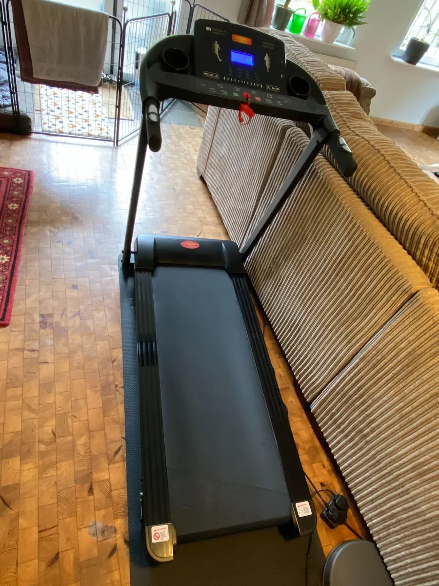 Folding Treadmill GT-PRO 3000 - Image 2