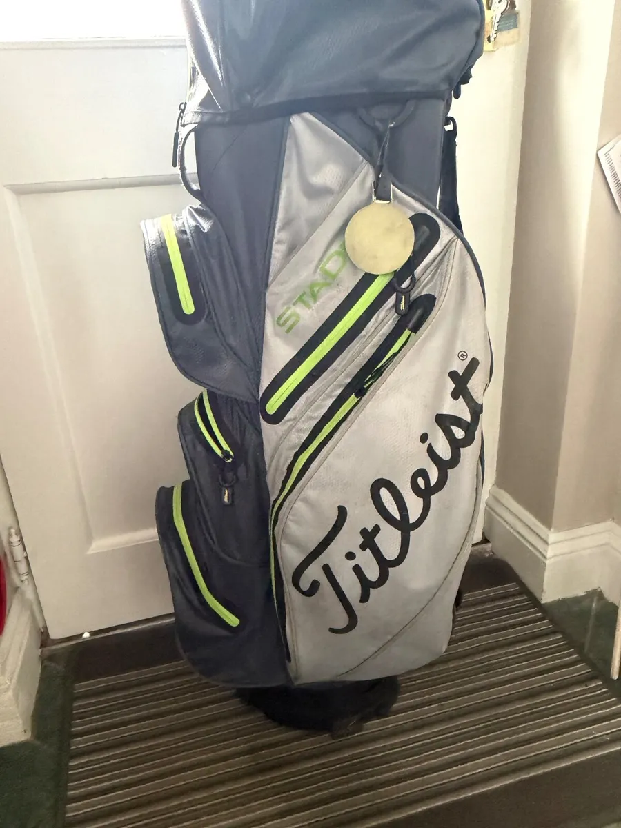 Golf clubs - Image 1