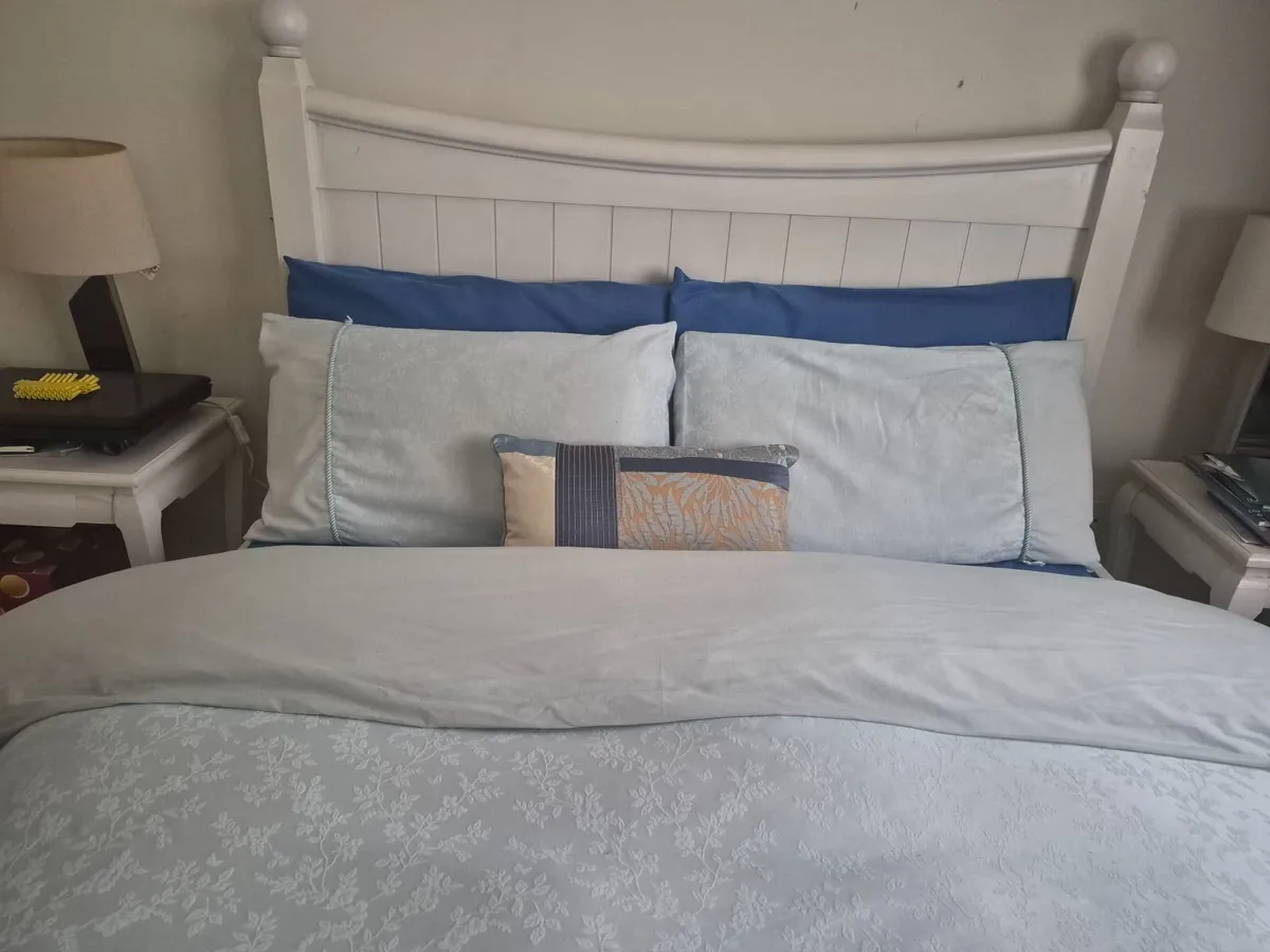 Bed - Image 3
