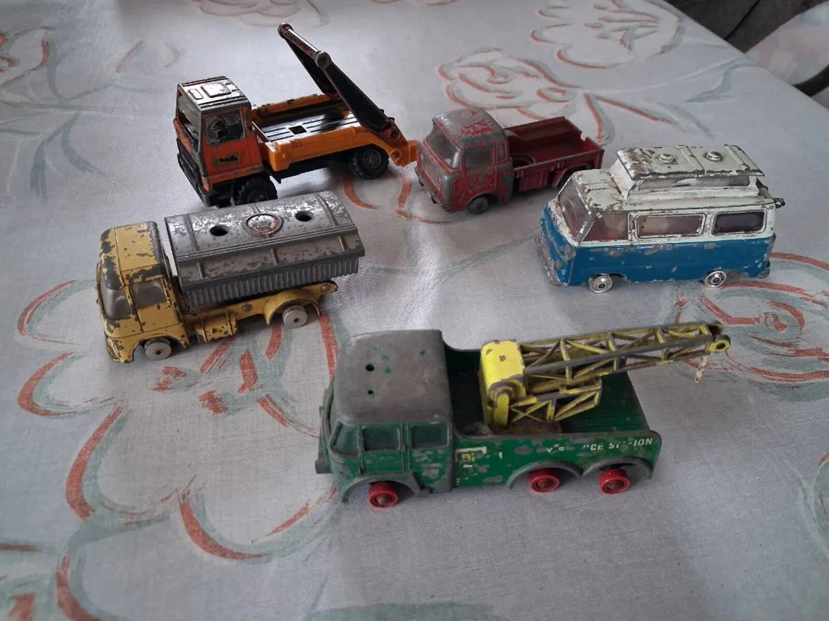 JOB LOT CORGI MODELS - Image 1