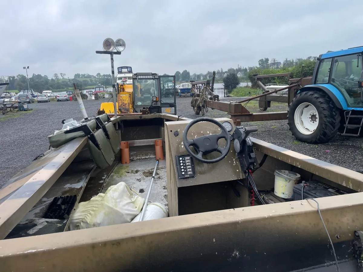 Heavy duty aluminum duck boat - Image 2