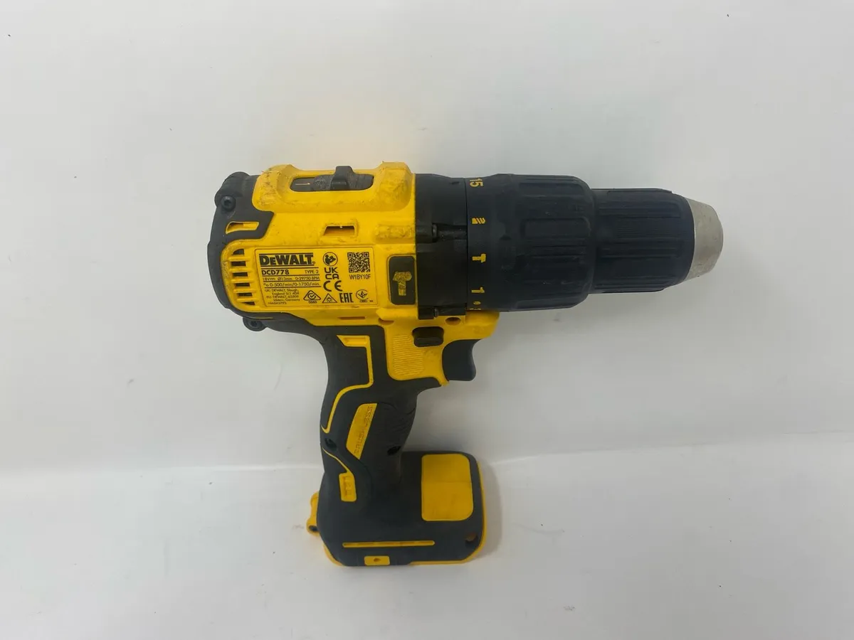 DeWalt DCD778 18V XR Brushless Combi Hammer Drill - Image 2