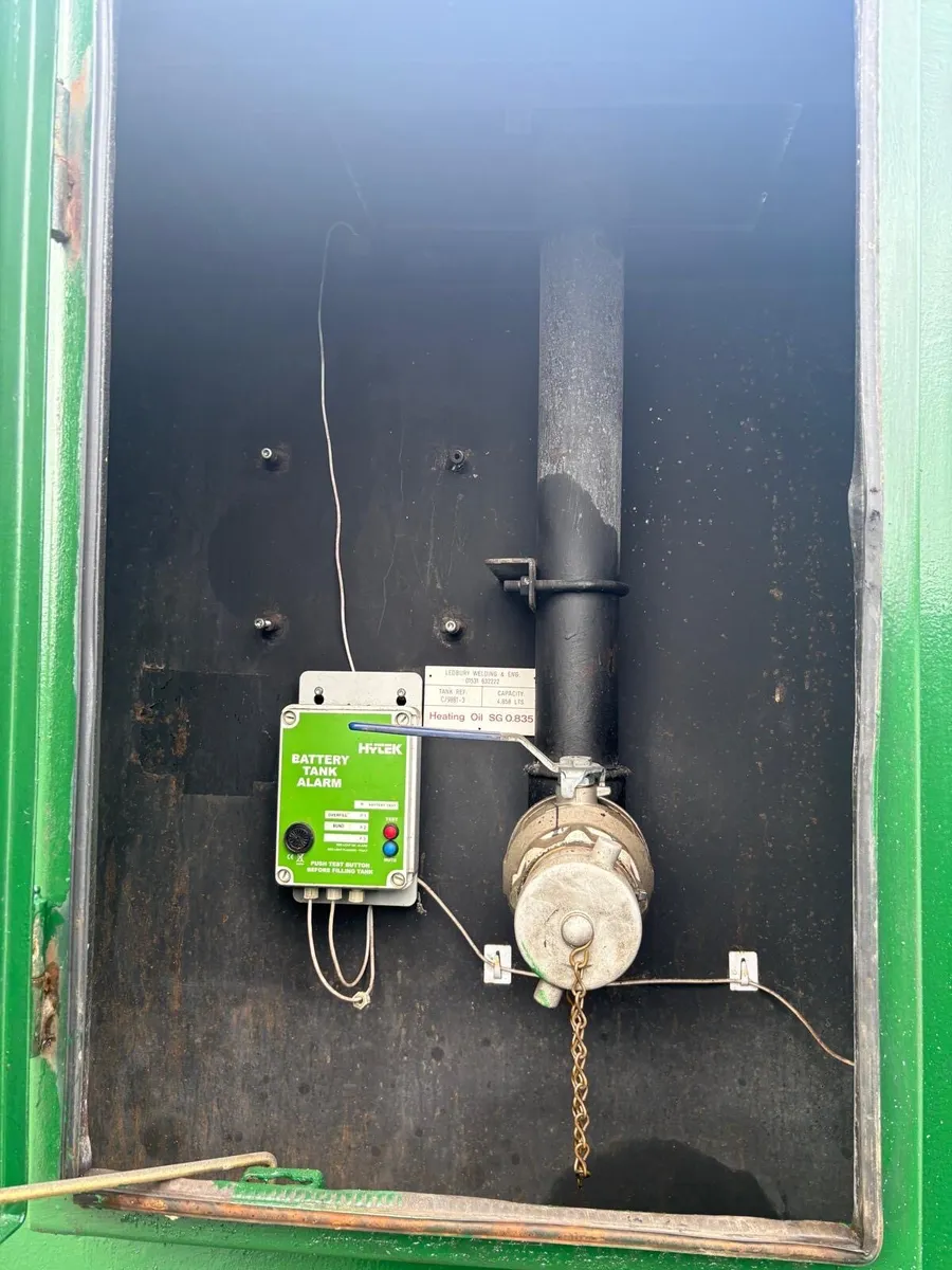 Ledbury Bunded 5000 litre steel tank - Image 2