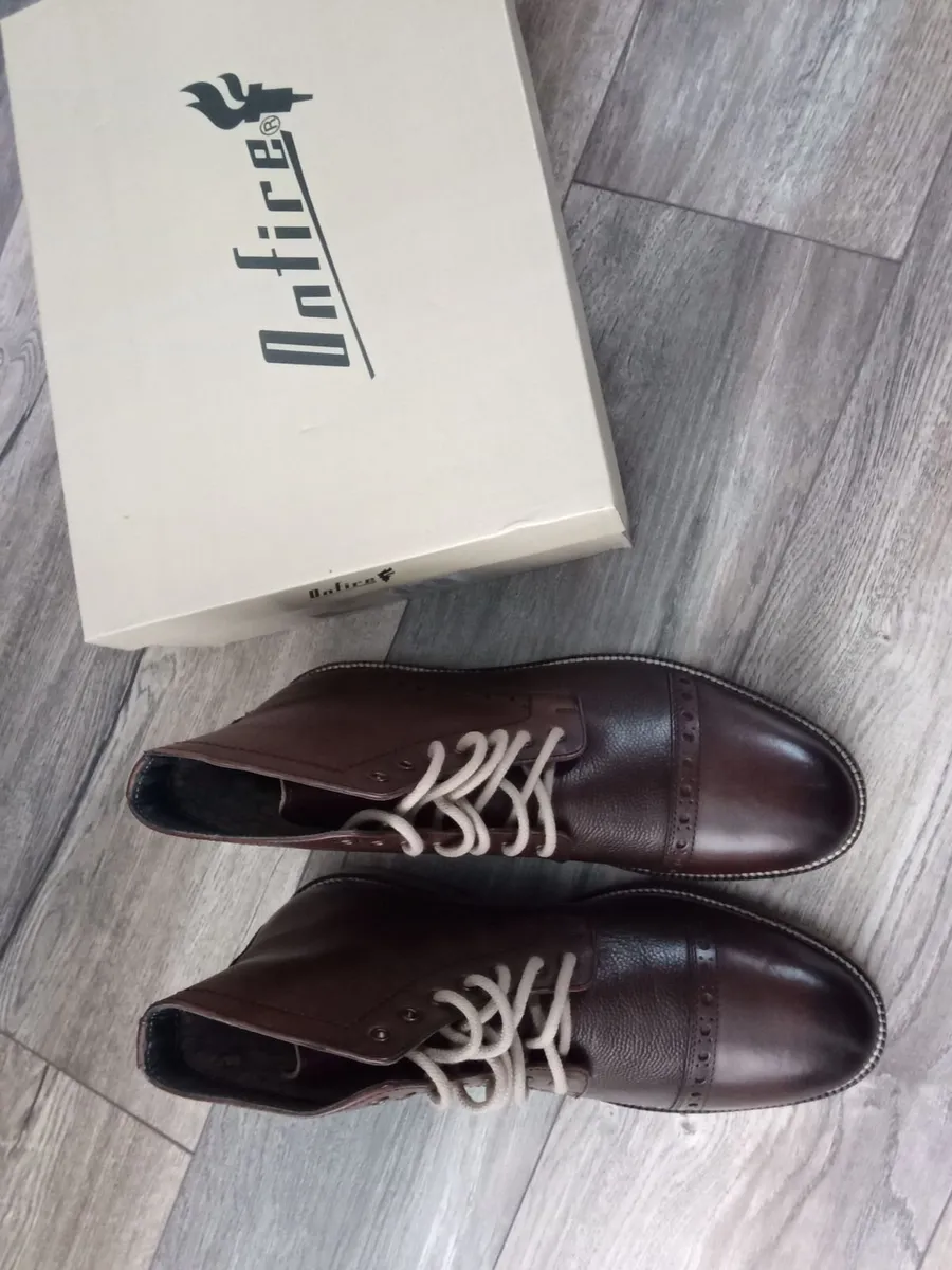 Onfire Brand Mens Leather Textured Boots. - Image 2