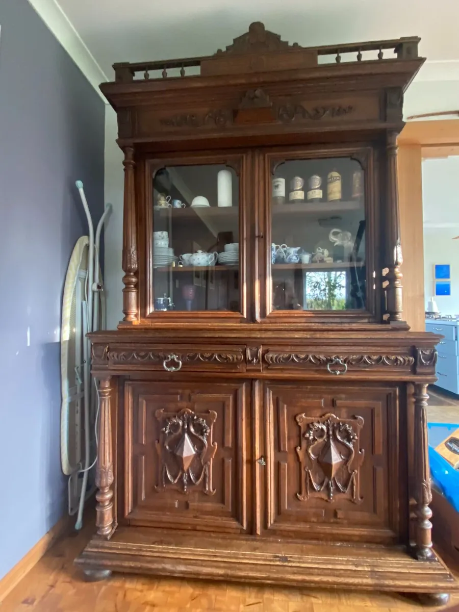 Antique buffet - Image 1