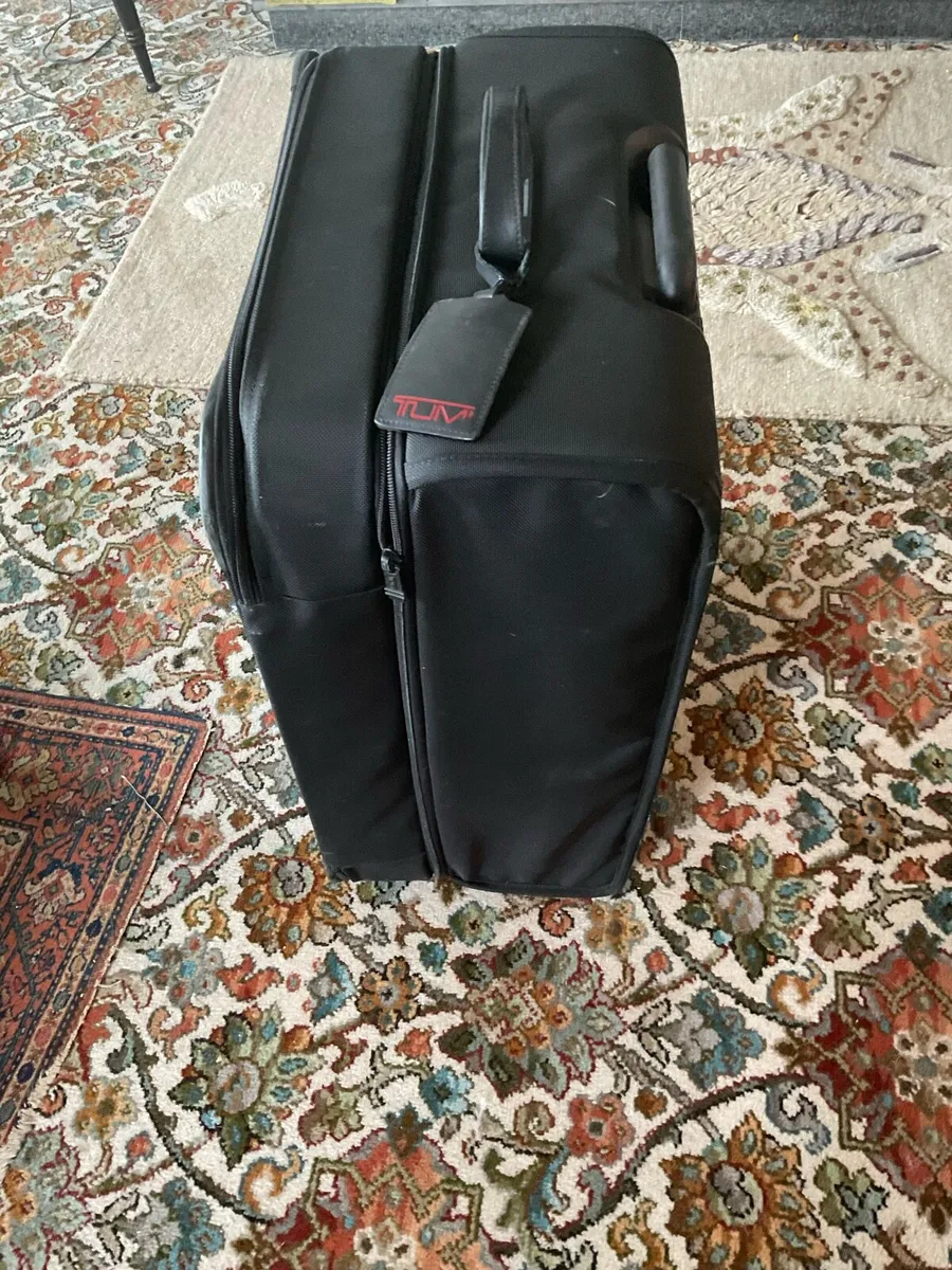 Tumi luggage - Image 3