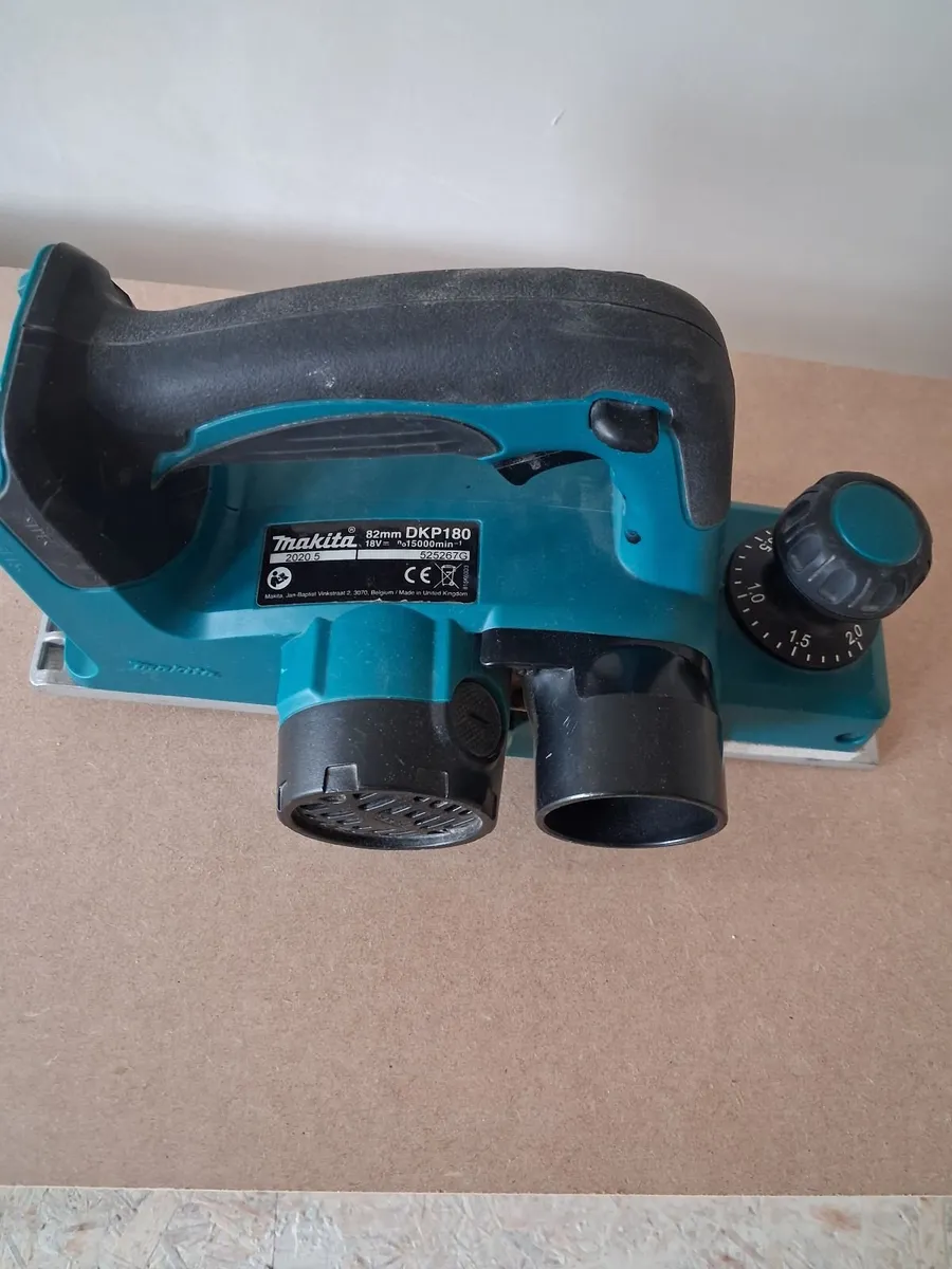 Makita 18v planer - Image 2