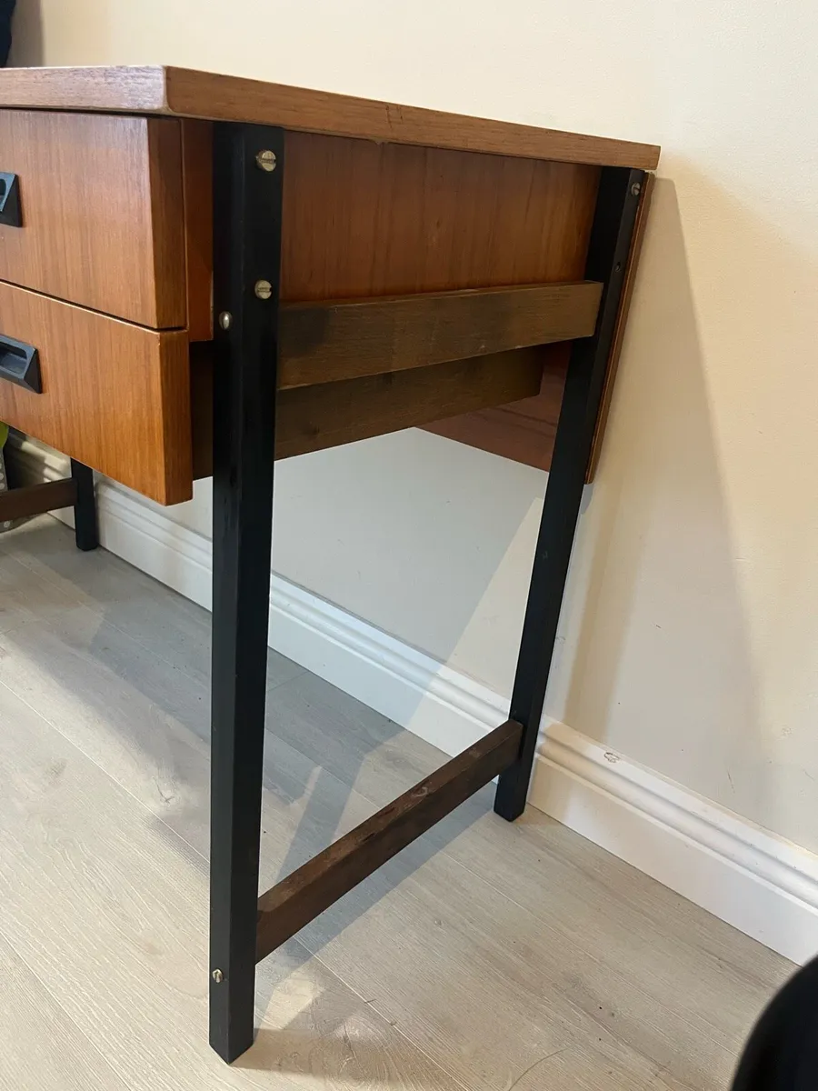 Stylish 60s Desk - Image 4