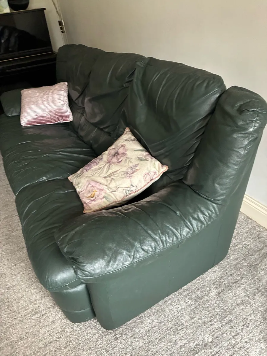 Genuine Natuzzi Leather sofa set - Image 3