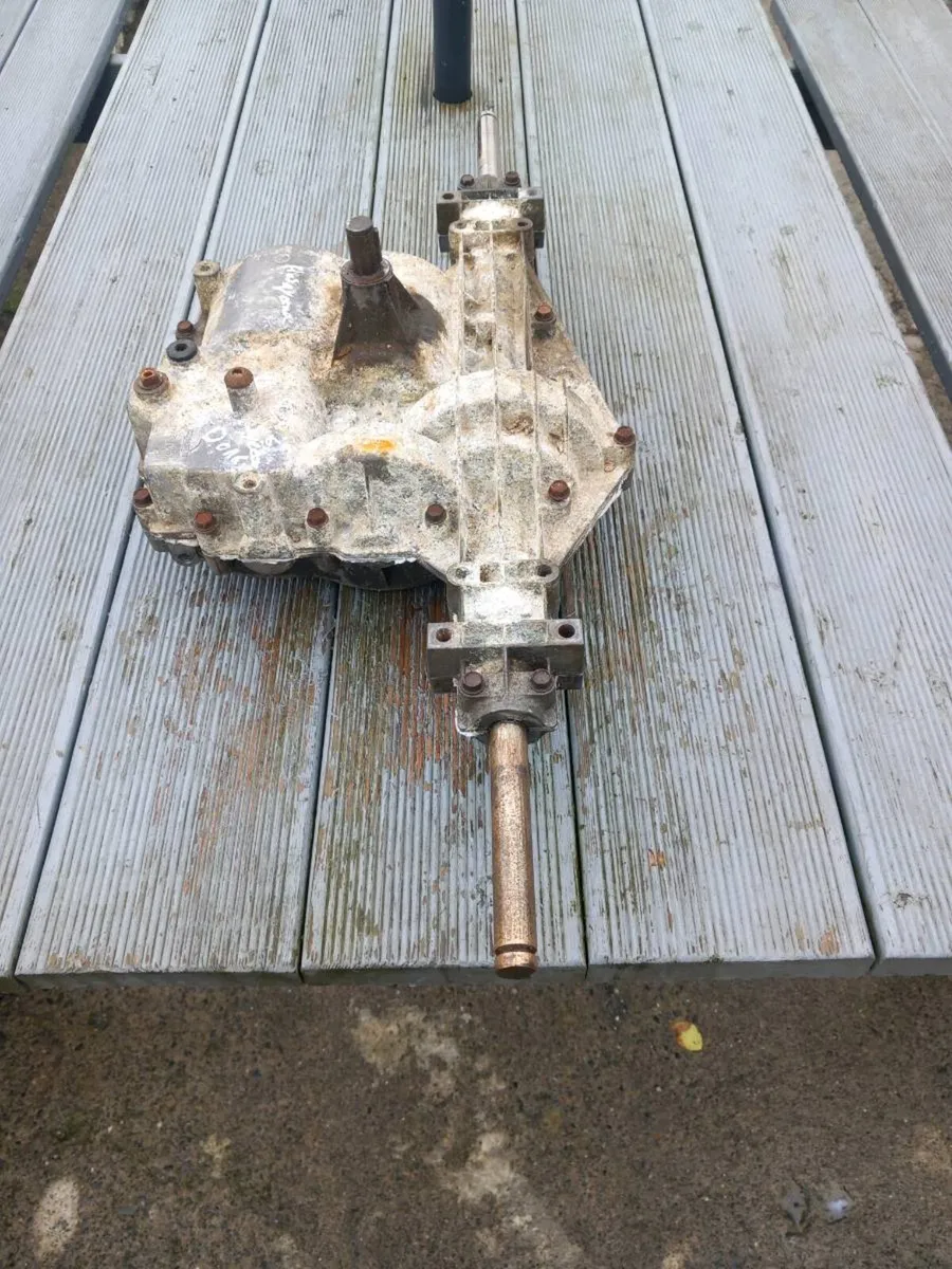 Husqvarna/craftsman manual gearbox for sale - Image 2