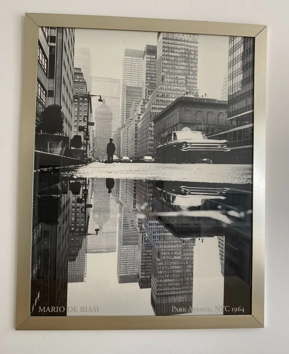 Print of Park Avenue, NYC 1964 (Mario De Biasi) - Image 1