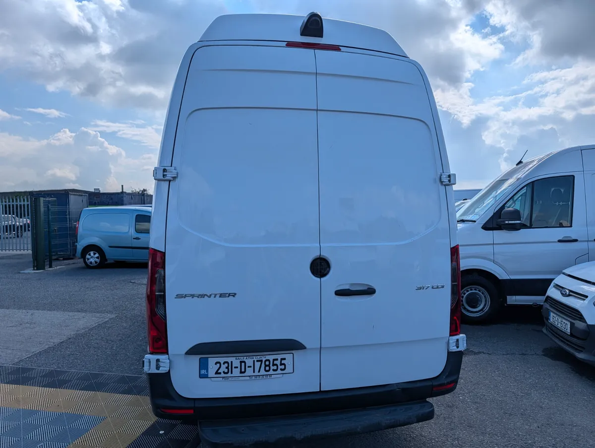 Mercedes Sprinter extra LWB and extra high roof - Image 4