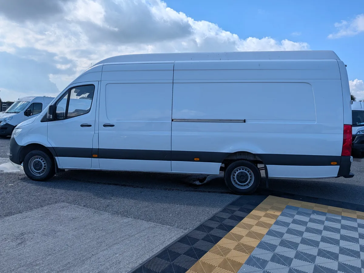 Mercedes Sprinter extra LWB and extra high roof - Image 2