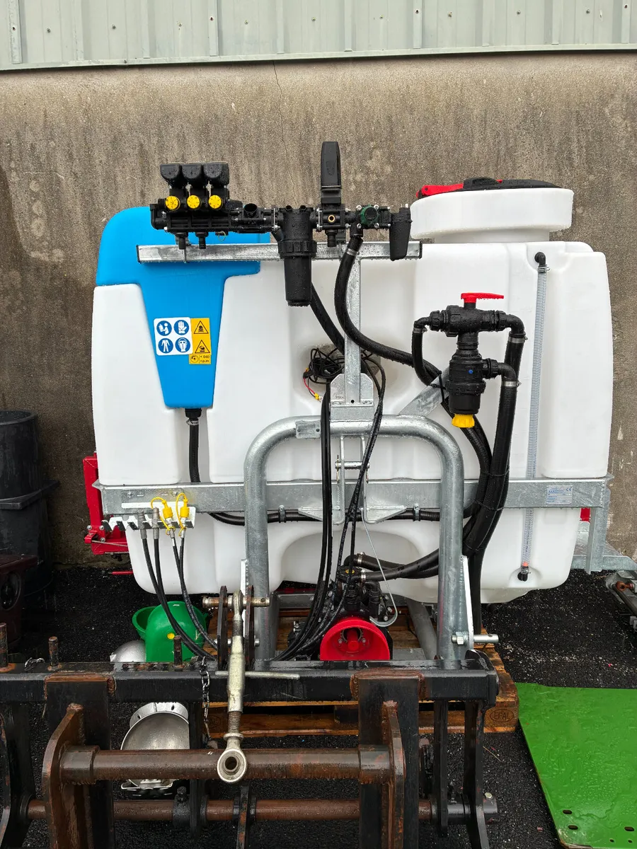 OSELLA SPRAYER 1000L - Image 1