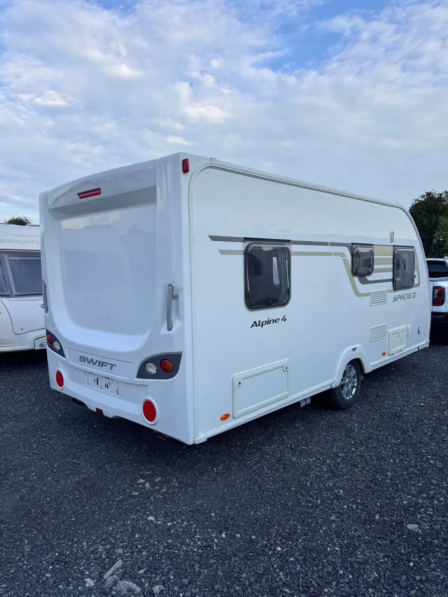Swift Sprite Alpine 4 Berth Caravan - Image 3