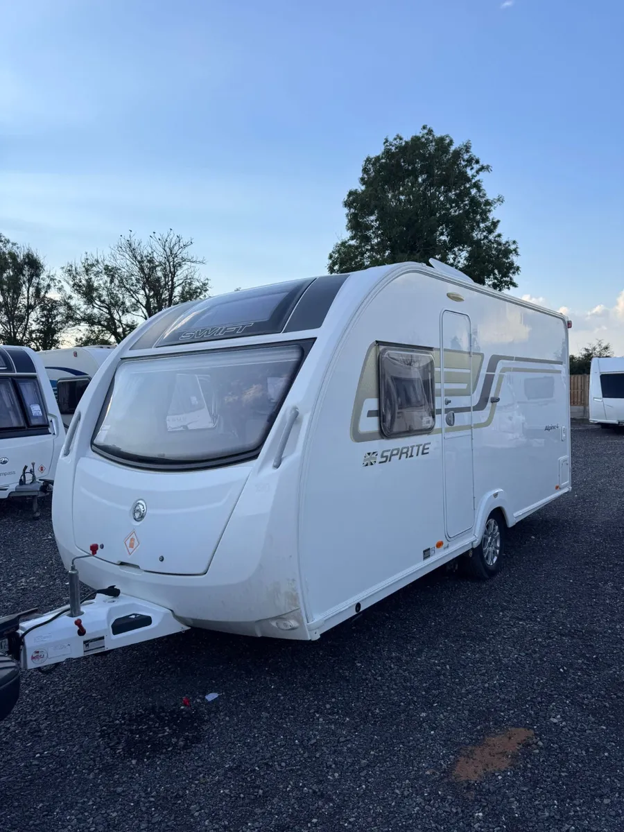 Swift Sprite Alpine 4 Berth Caravan - Image 2