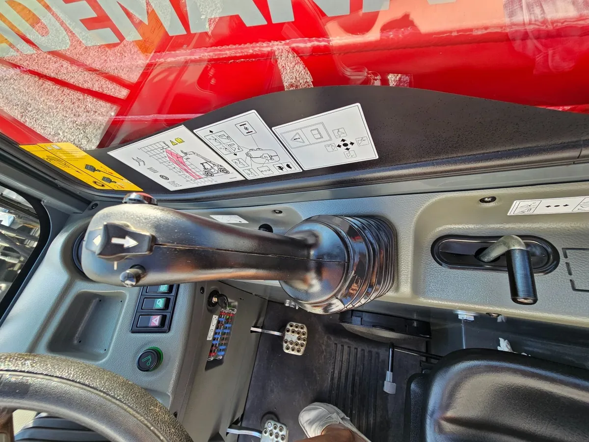 Weidemann T4512 Telehandler - Image 2