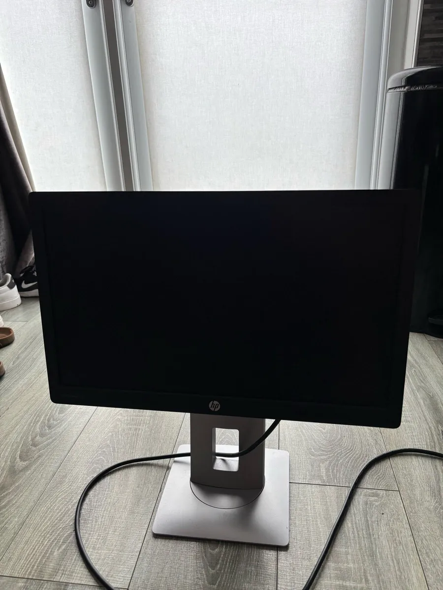 HP EliteDisplay E202 20” Monitor - Image 2