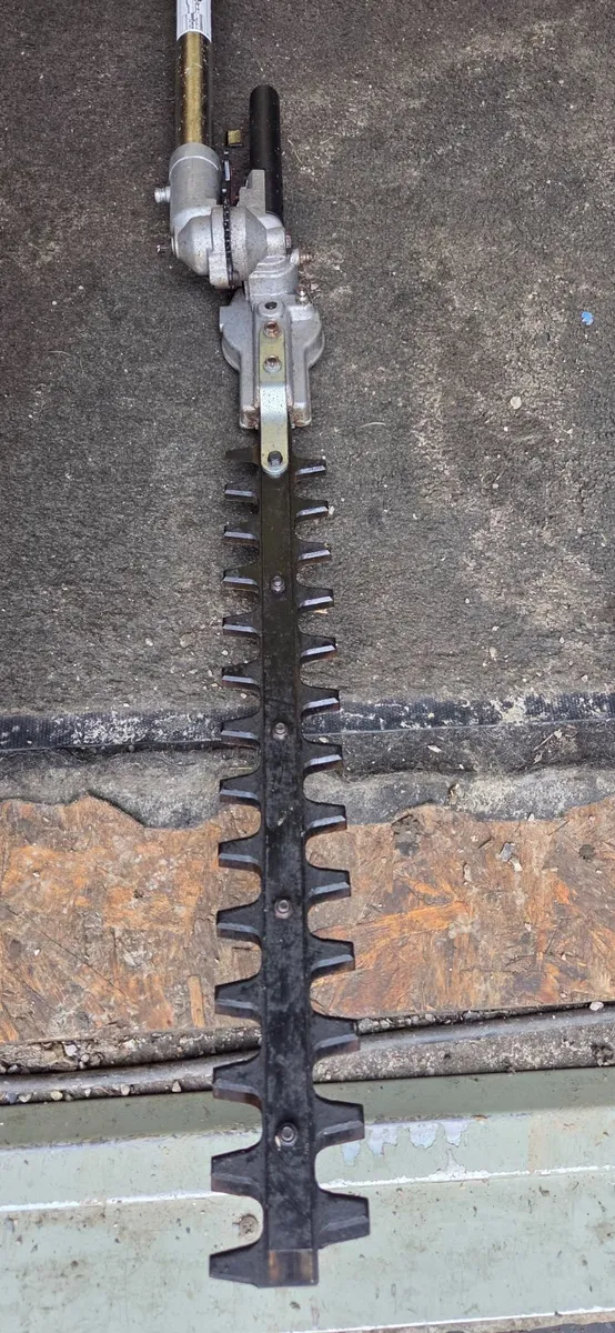 Long hedge trimmer Hyundai - Image 4
