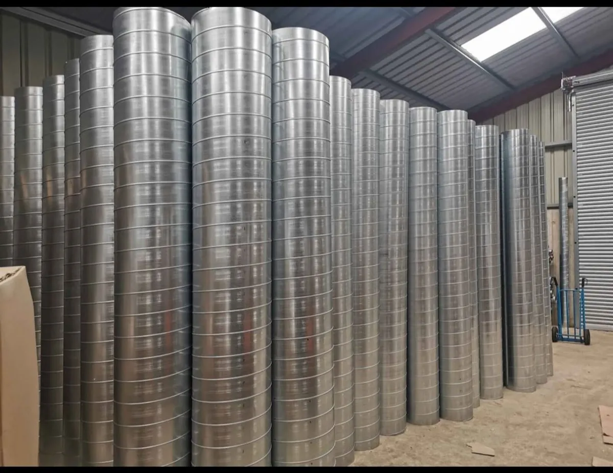 Galvanised spiral air duct ( extractor duck pipe ) - Image 1