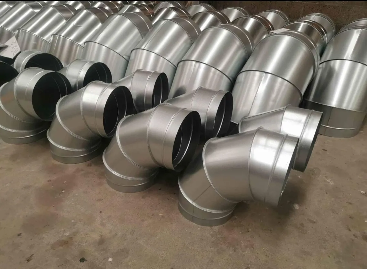Galvanised spiral air duct ( extractor duck pipe ) - Image 3
