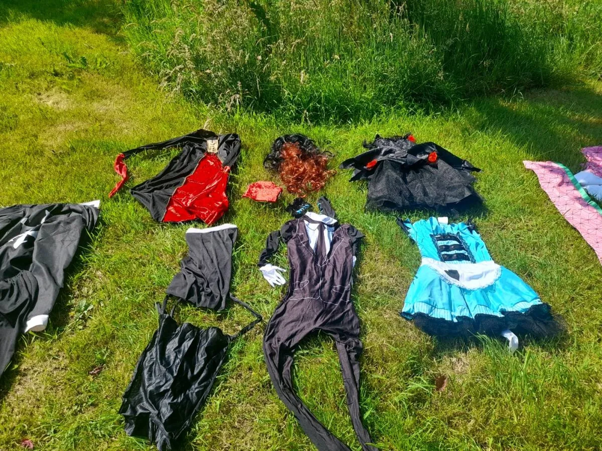 Stage Outfits - Image 2