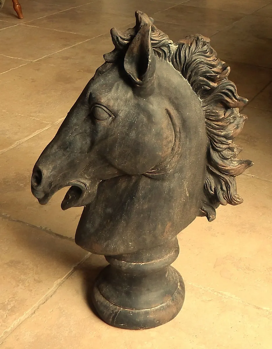Large Vintage Figurine of Horse Head - Image 2