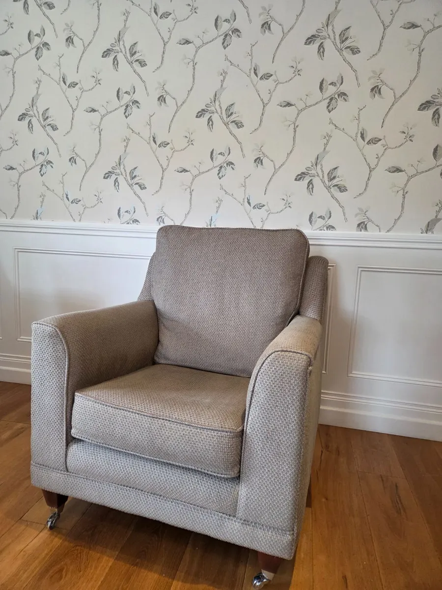 Sofa & arm chairs - Image 3