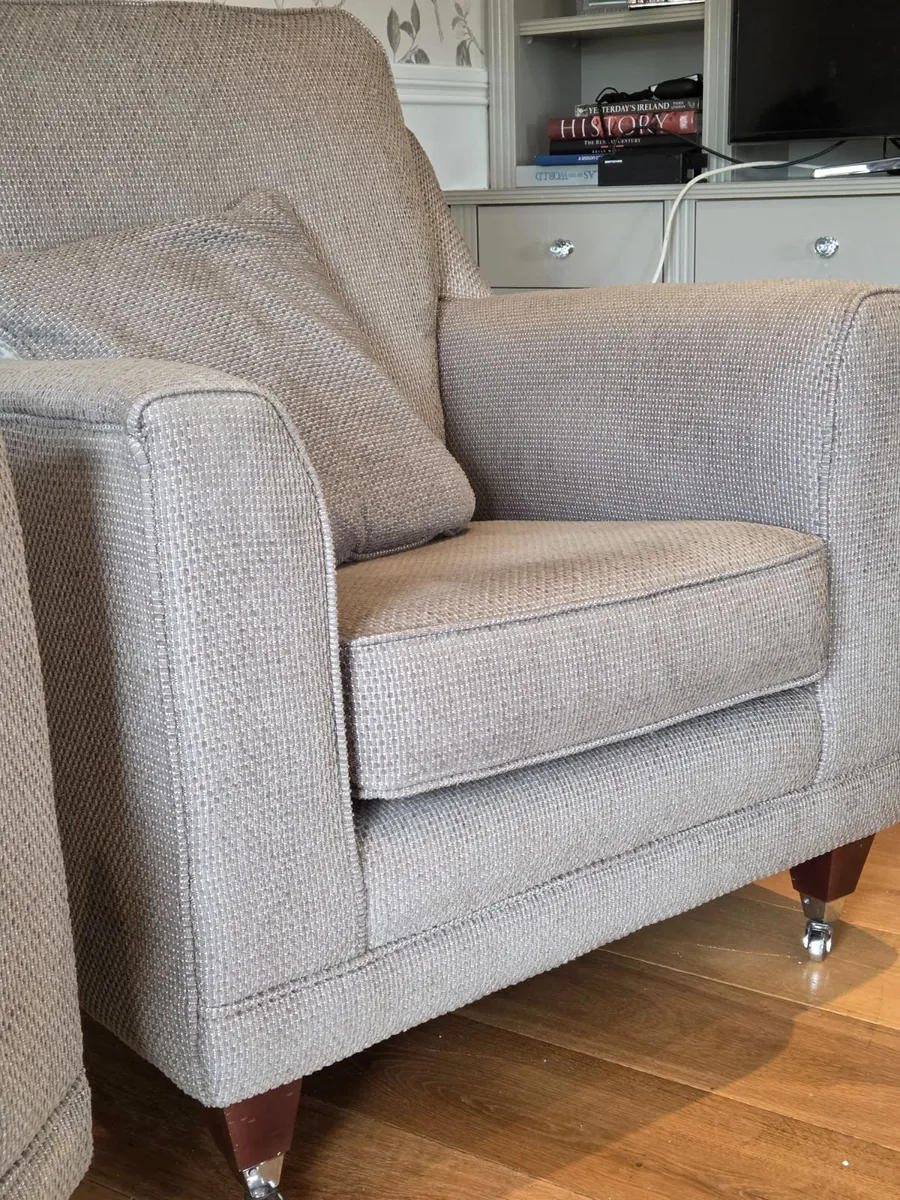 Sofa & arm chairs - Image 4