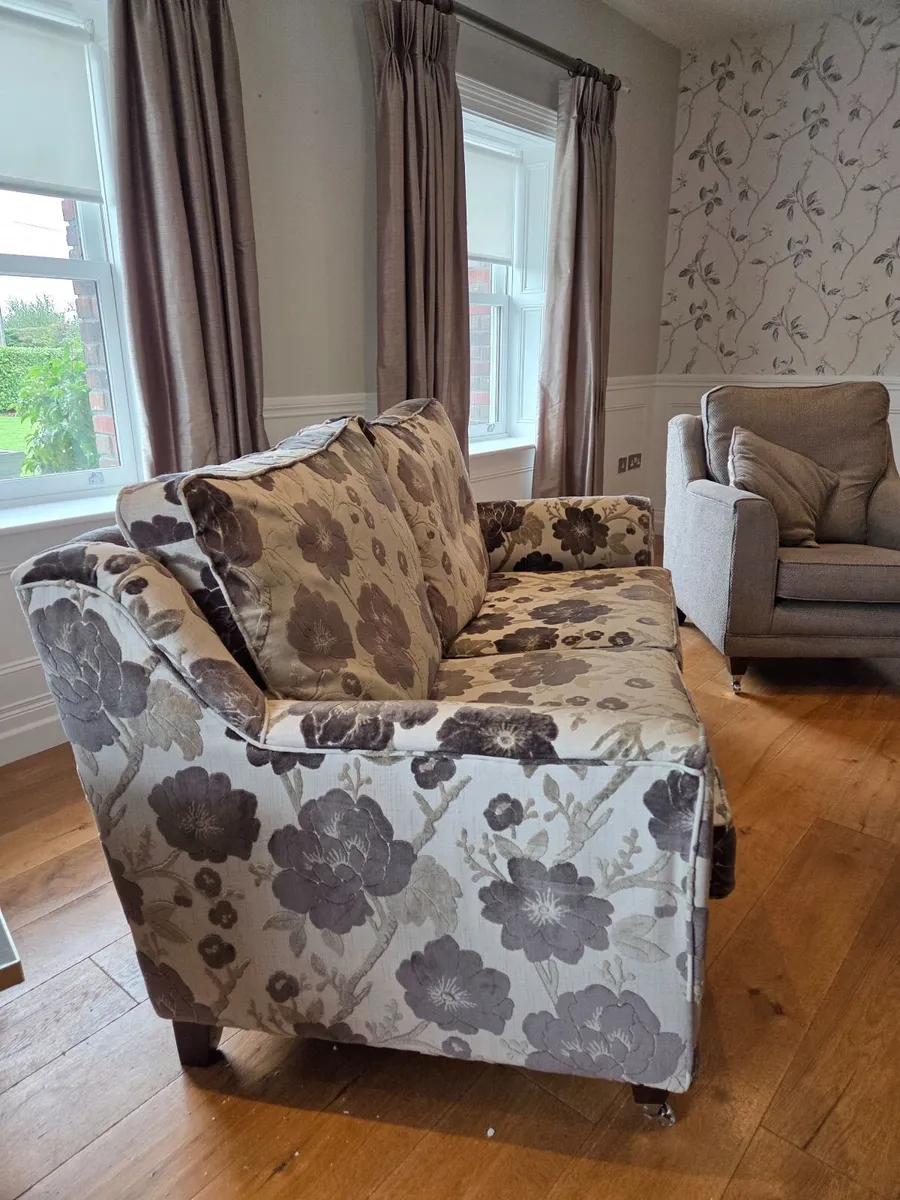 Sofa & arm chairs - Image 3