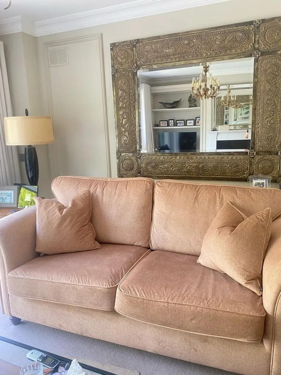 sofa - Image 3