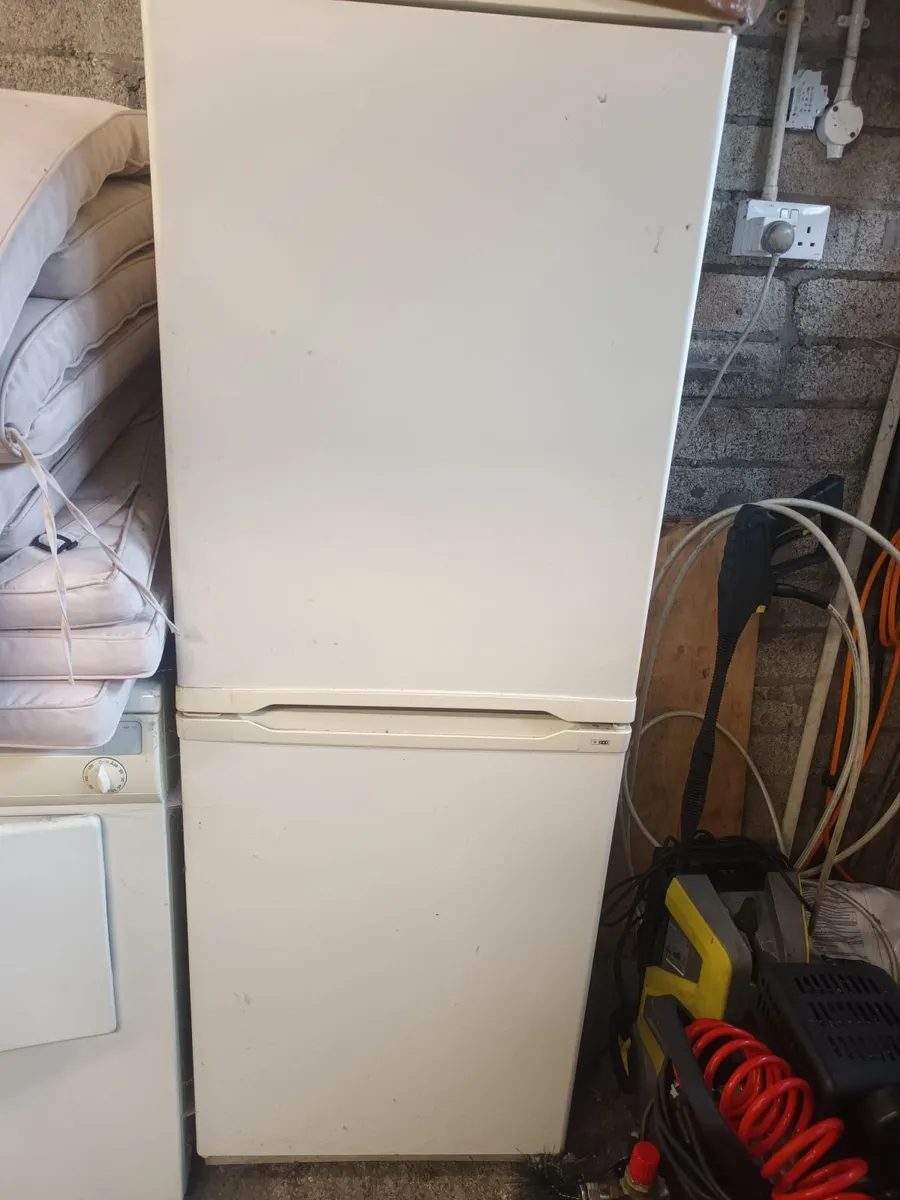 Fridge/ Freezer