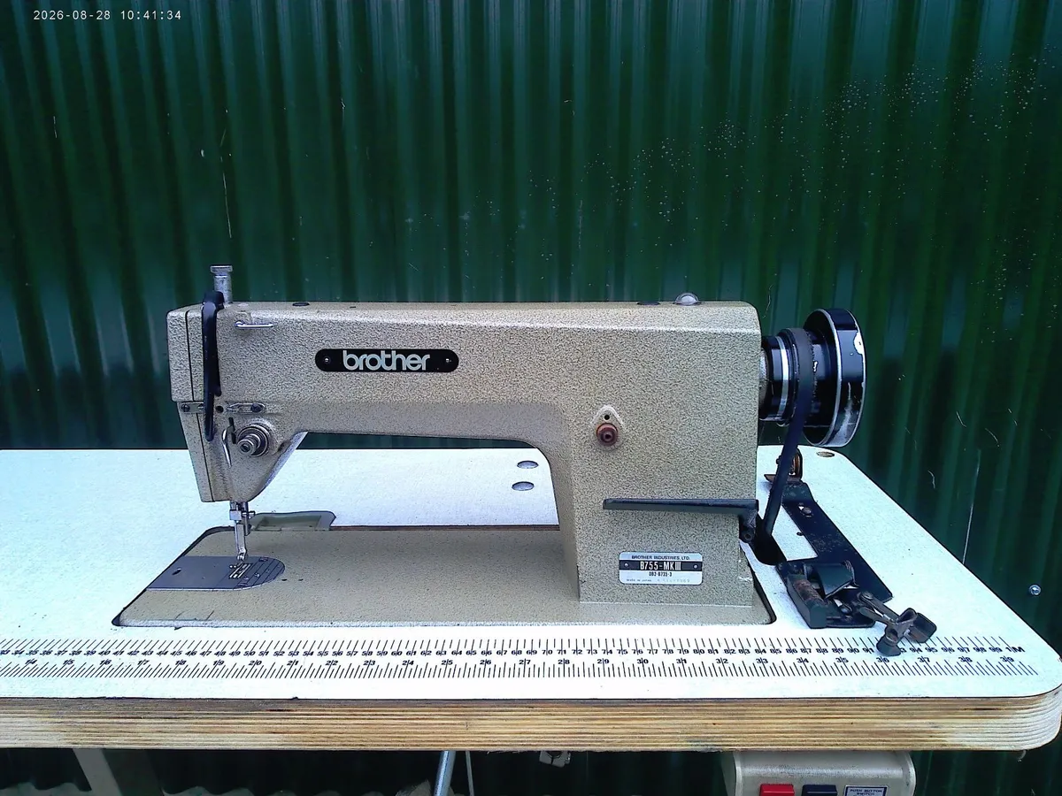 Industrial Sewing Machine - Image 3