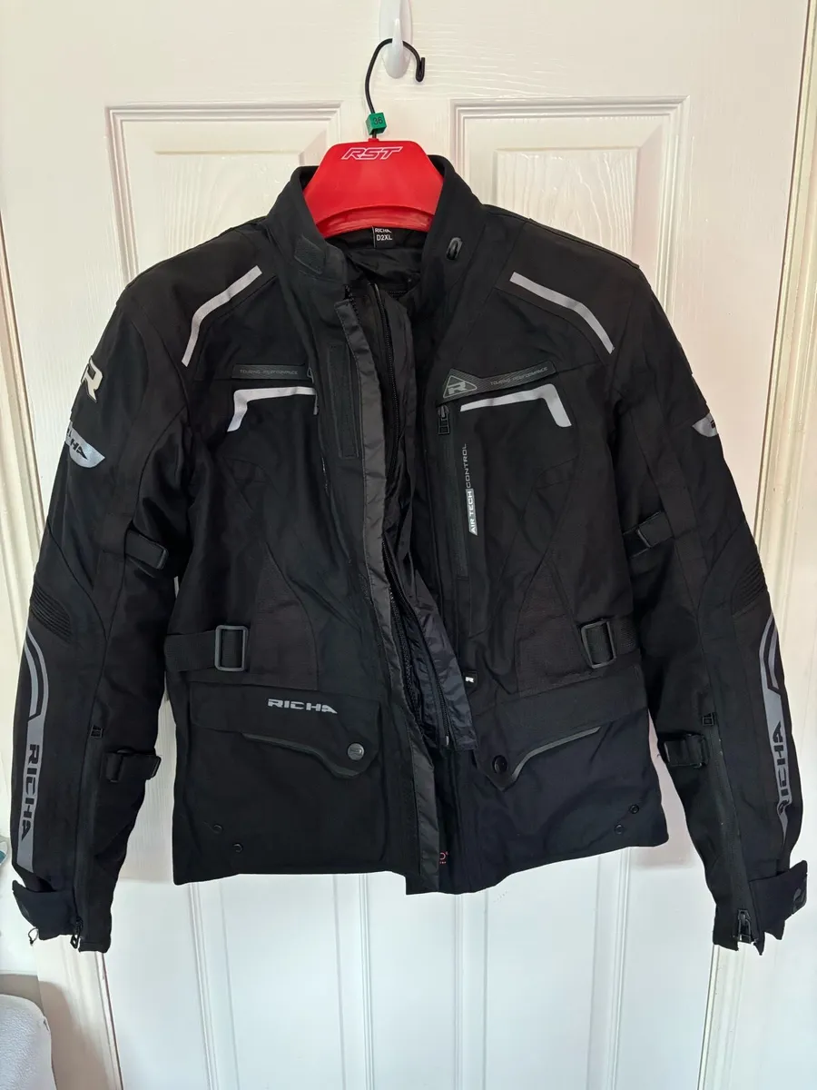 Ladies Richa motorcycle jacket - Image 1