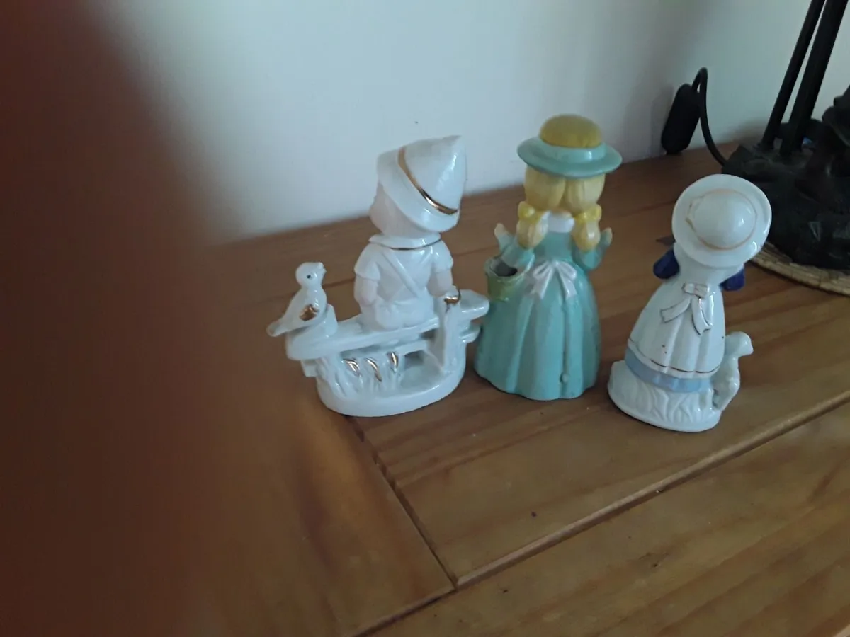 Porcelain ornaments - Image 3