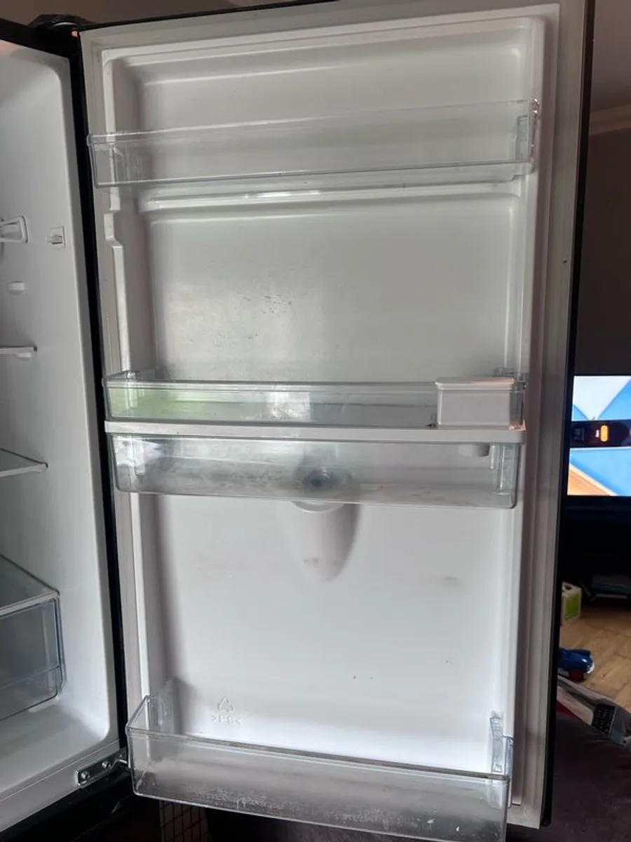 Hisense Fridge Freezer for Sale - Image 4