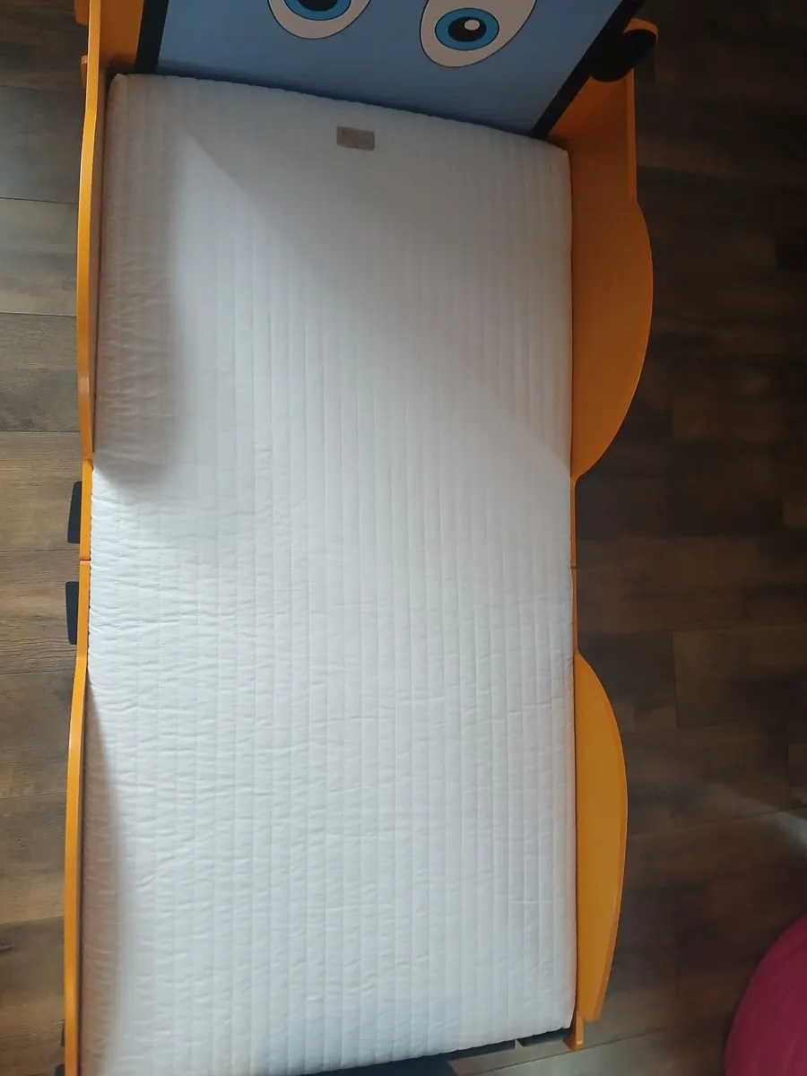 Jcb toddler bed - Image 3