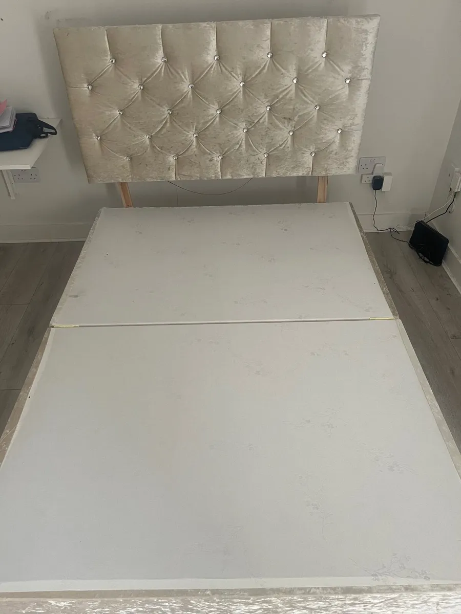Queen Double Bed - Image 4