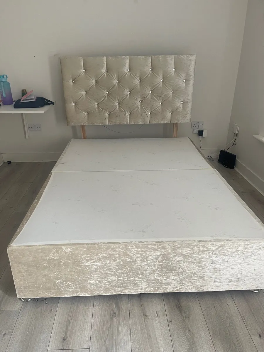Queen Double Bed - Image 3
