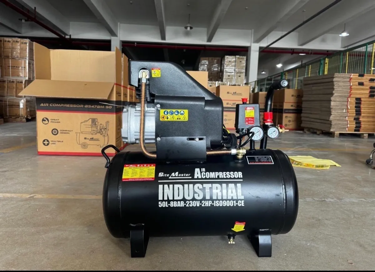 BRAND NEW 50l INDUSTRIAL USE AIR COMPRESSOR
