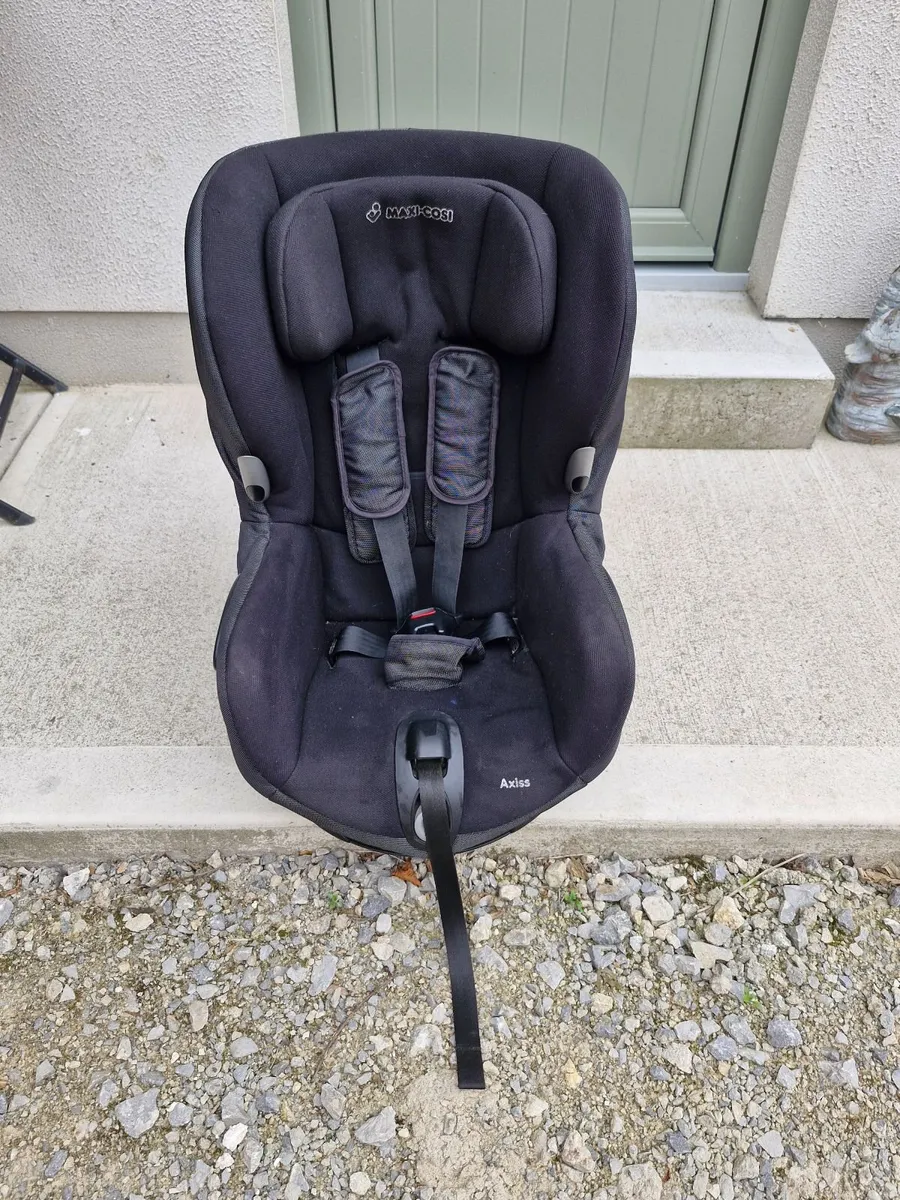 Maxi Cosi Axis Baby Car Seat - Image 3