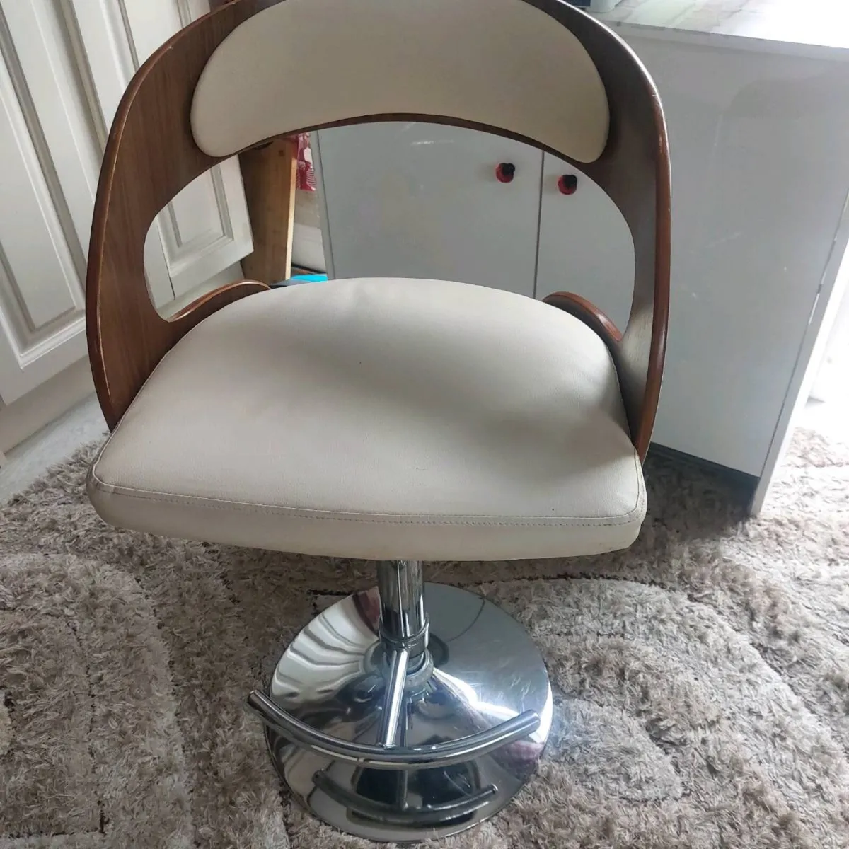 Bar stool - Image 4