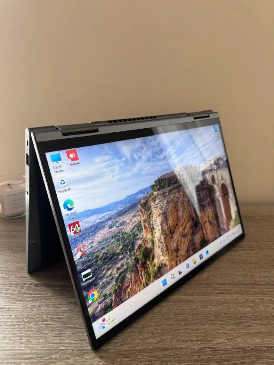 Lenovo ThinkPad X1 Yoga Gen 6 | i7-1185G7 | 16GB - Image 1