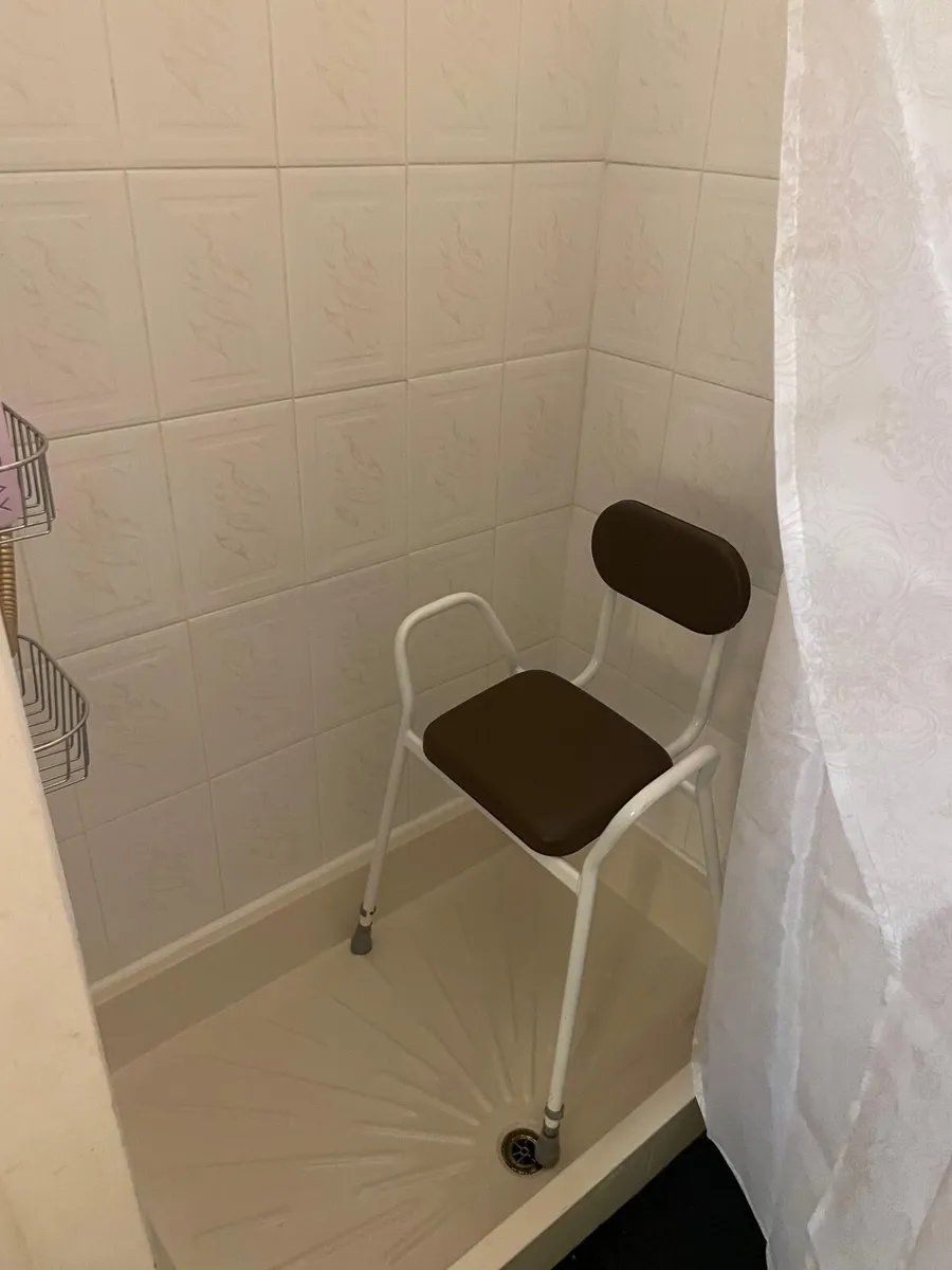 Disability items - Image 1
