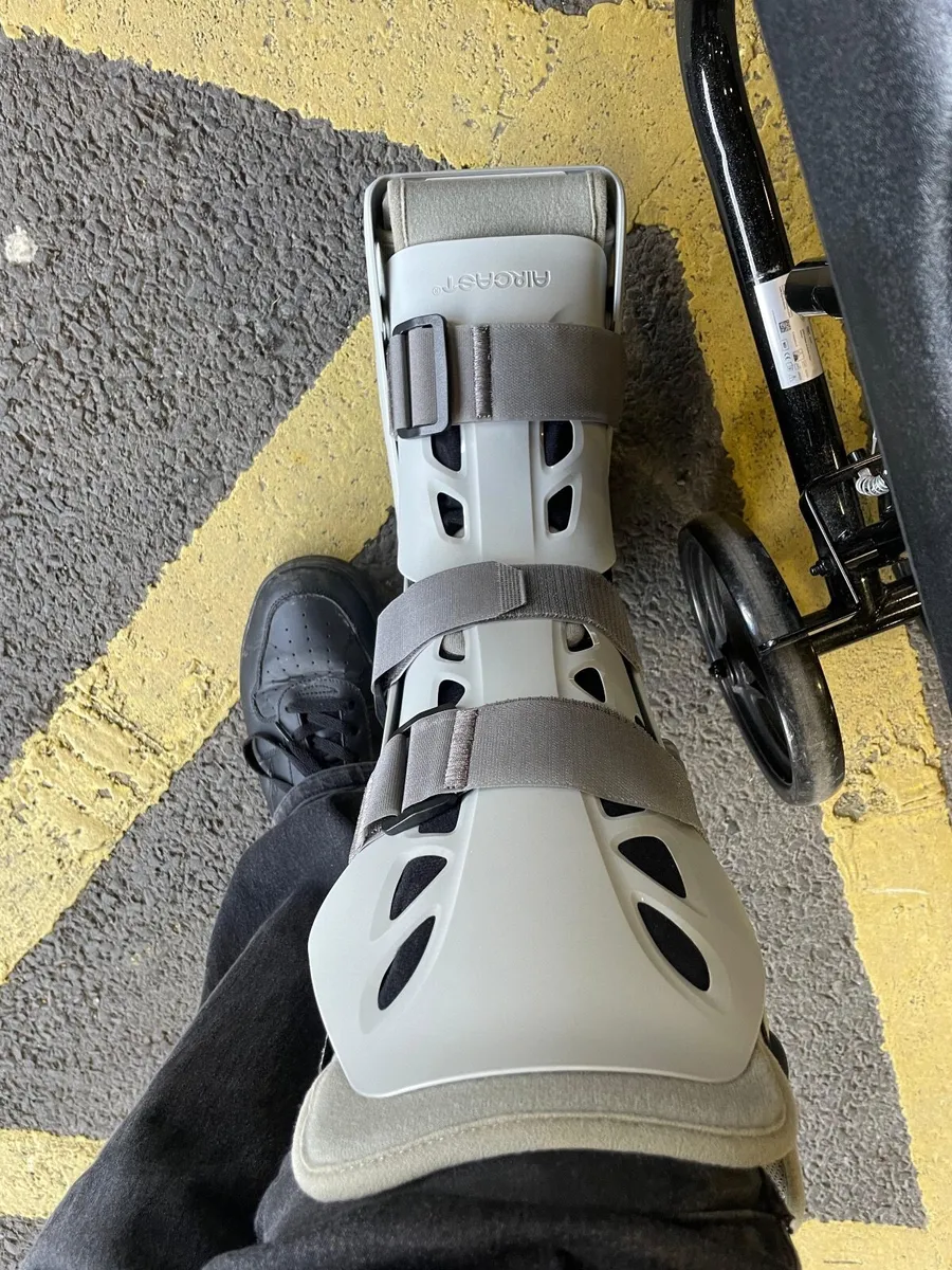 Disability items - Image 2